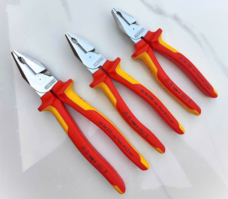 Kìm Đa Năng 180mm/ 200mm/ 225mm Cách Điện 1000 Volt KNIPEX 02 06 180/ 02 06 200/ 02 06 225